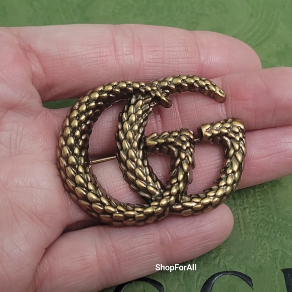 Gucci Gold Double-G Brooch - Picture 3 of 5